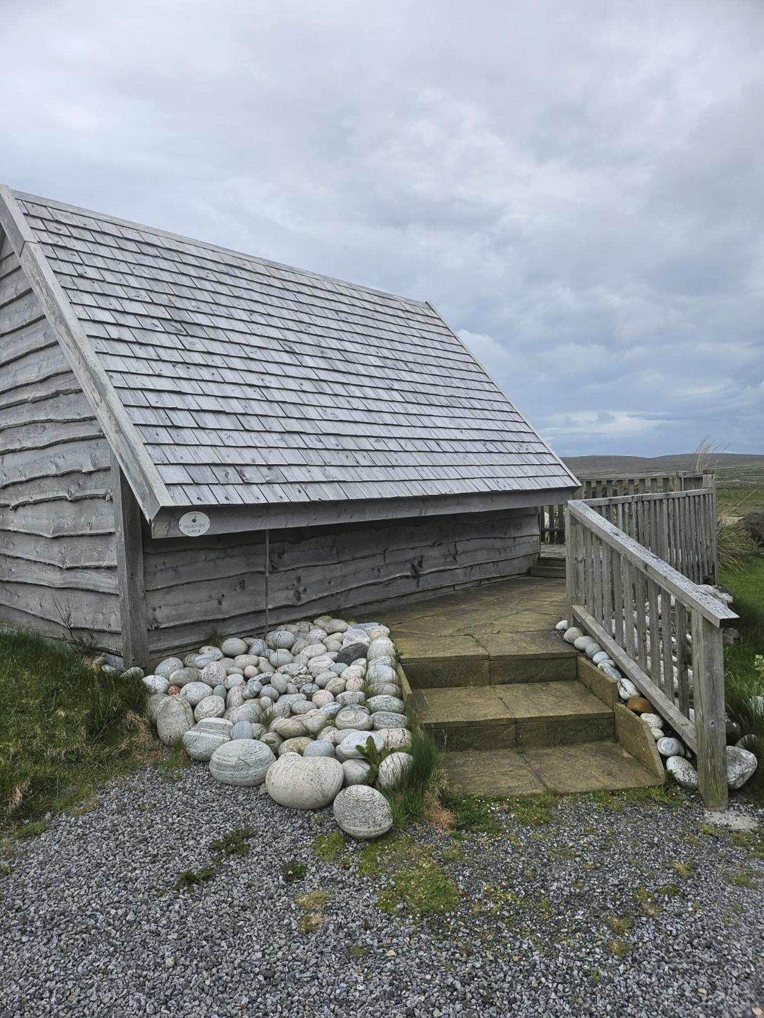 North Uist Lodges Tigharry Стая снимка